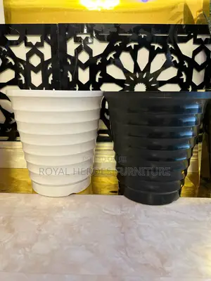 Large Size Plastic Planter