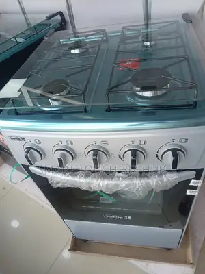 Scanfrost 4 Gas Cooker 50 X 50 With Oven Standing Gas 5401s