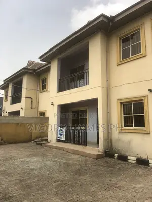 Duplexes 4 Bedroom Each