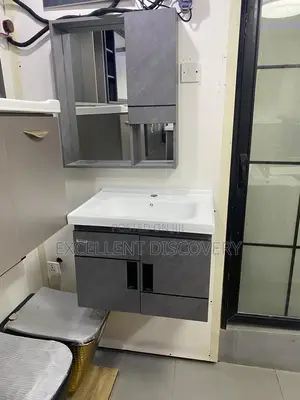 Gray Vanity Wk01