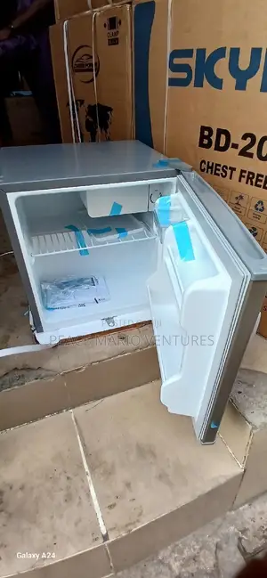 Midea Quality Bedside Refrigerator With 2years Warranty