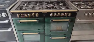 7 Burner Industrial Standing Gas Cooker With Oven and Grill