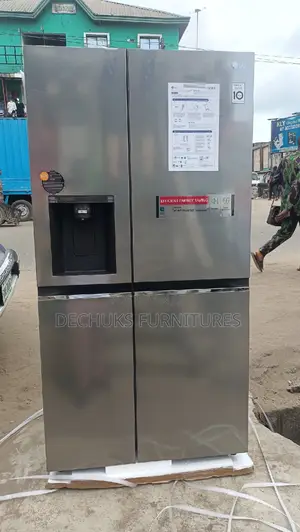 LG Inverter Side / Side Fridge With Automatic Ice Cube Maker