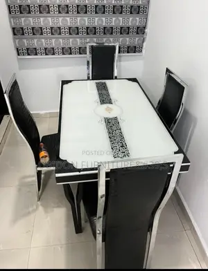 Portable 4 Seater Dining Table