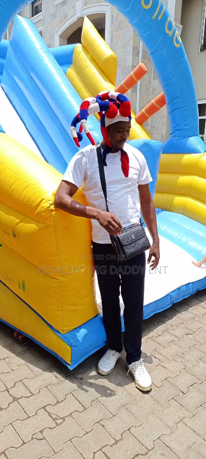 Bouncing Castle Service