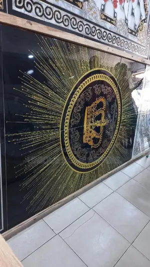Crown Floor Decor