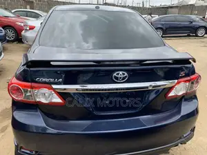 Toyota Corolla 2013 Blue