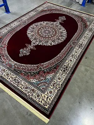 Modern Persian Quality Centre Rug