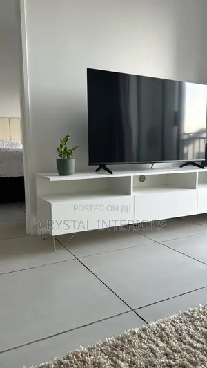 Glossy Tv Stand