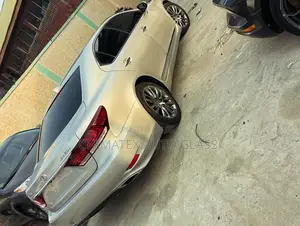 Lexus LS460 2015 Windscreen All Available