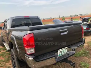 Toyota Tacuma 2010 Back Rear Glass Available 3 in One