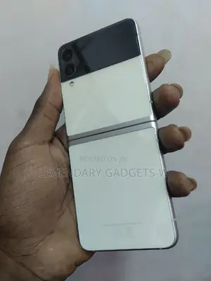 Samsung Galaxy Z Flip3 5G 128 GB