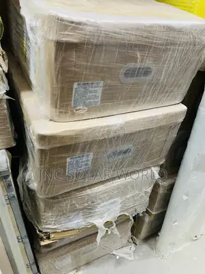 5.5kva/24v Yohako Hybrid Inverter
