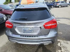 Mercedes-Benz GLA-Class 2016 Gray