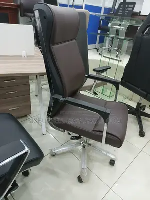 Swivel Office Chair