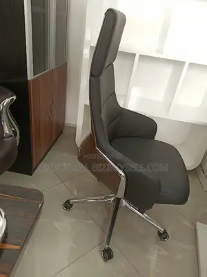 Executive Office Chair