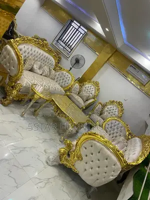Royal Cushion Chair