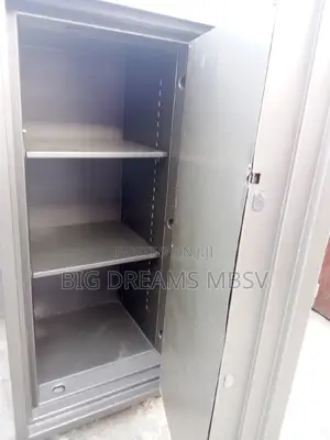 MN 009 Ultimate Fireproof Safe