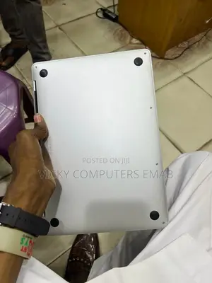 Laptop Apple MacBook Pro 2019 16GB Intel Core I7 SSD 256GB