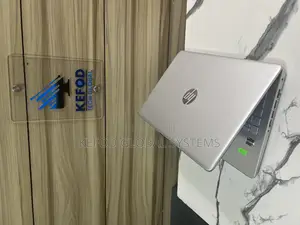Laptop HP 14-Dq2031tg 12GB Intel Core I3 SSD 256GB