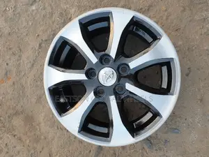 16 Inches Big Hub
