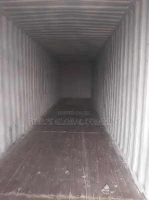 40ft Spacious Container