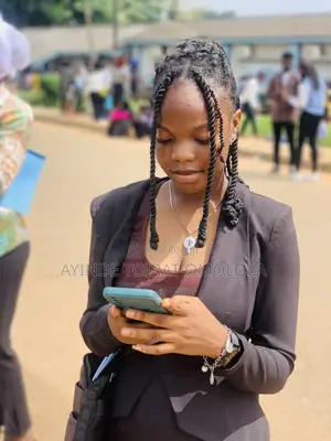 Ushering CV/ Assesories