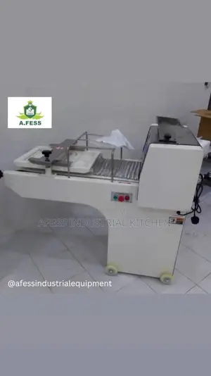 Dough Moulder