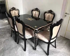 Royal Dining Set (6 Seaters)