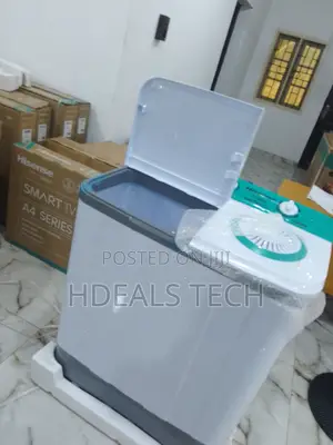 Hisense Twin Tub Manual Washing Machine.
