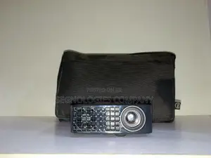 Dell M115HD Mobile LED WXGA Projector