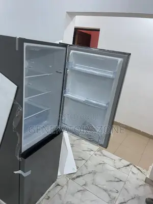 Energy Saving 225L Hisense Bottom Freezer Refrigerator