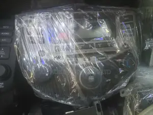 2003-2007 Honda Accord One Load Cd and Radio