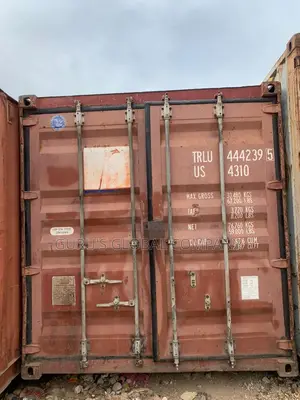 40ft Low Cube Spacious Container 1