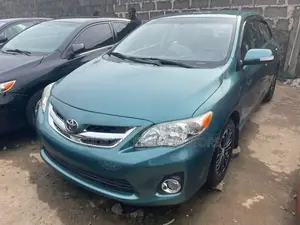 Toyota Corolla LE 4dr Sedan (1.8L 4cyl 4A) 2010 Blue