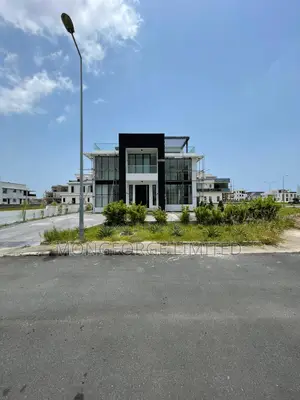 5bdrm Duplex in Ikate Lekki for sale