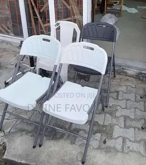 Foldable Chair for Banquet Table.