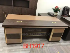 Modern Executive CEO Office Table With Chairs