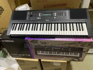 Yamaha Keyboard PSR-E373