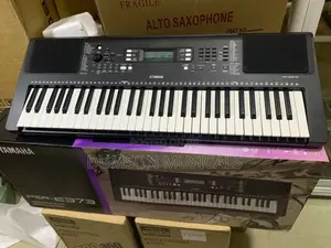 Yamaha Keyboard PSR-E373