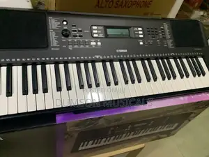 Yamaha Keyboard PSR-E373