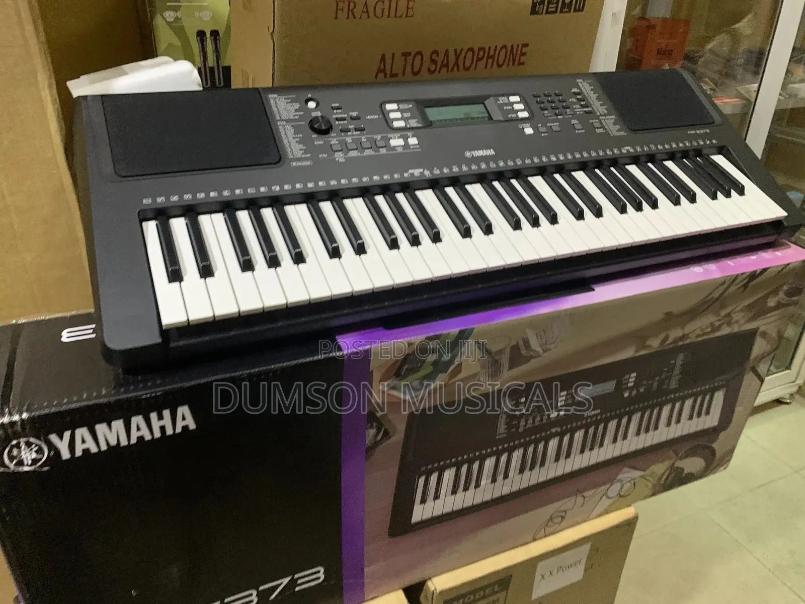 Yamaha Keyboard PSR-E373