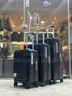 High Quality Luxury Travel  Box Available in Store