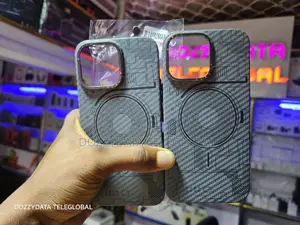 iPhone 14 Pro Max/ 14 Pro Luxury Carbon Fiber Magnetic Case