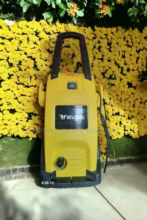 Wickes 1800w High Pressure Washer With on-Board Soap Tank