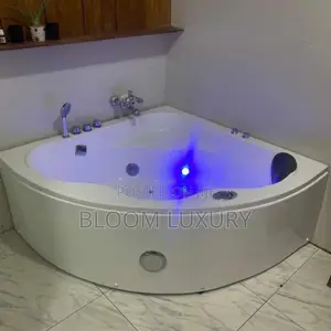 Double Corner Jacuzzi