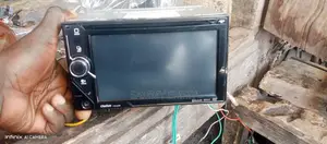 Clarion DVD / Bluetooth / Cdplayer Car Radio