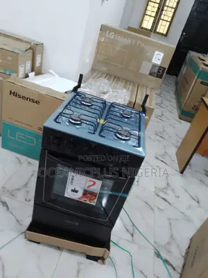 Rust Free Scanfrost 4 Burner and Oven