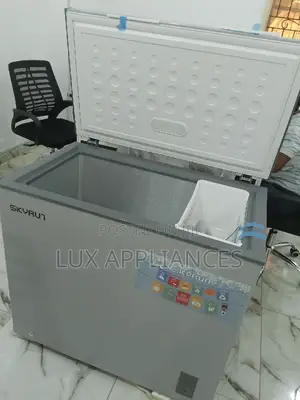 Anti-Rust Protected Easy to Maintain Chest Freezer Gray 200L