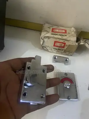 Union ASSA ABLOY Toilet Engage Device